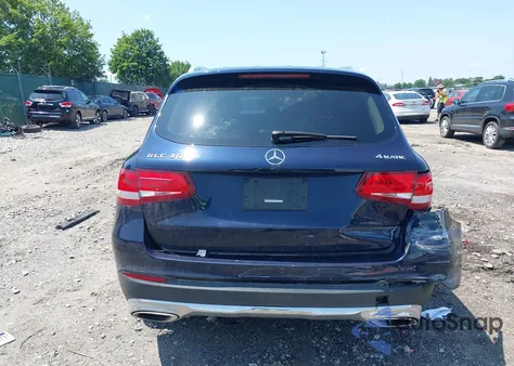 2016 Mercedes-Benz Glc 300 4Matic z USA, uszkodzony, nr VIN WDC0G4KB1GF069170